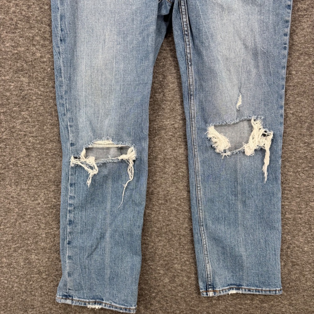Abercrombie & Fitch Ankle Straight Ultra High Rise Distressed Jeans Light Wash 6 - Picture 4 of 8